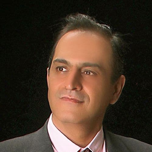 تصویر دکتر ایمان دانش خواه