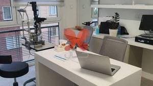 کلینیک فوق تخصصی چشم نورسا